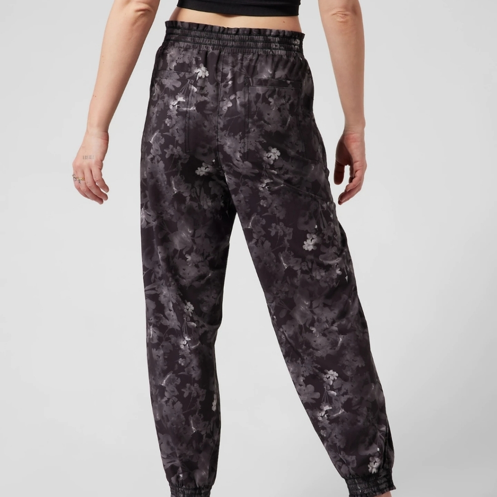Athleta Savanah Joggers